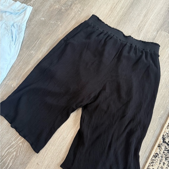 Set of Two - Hard Tail Light Blue & Nine Bird Capri Pants Set Wide Leg - Large - Picture 4 of 8